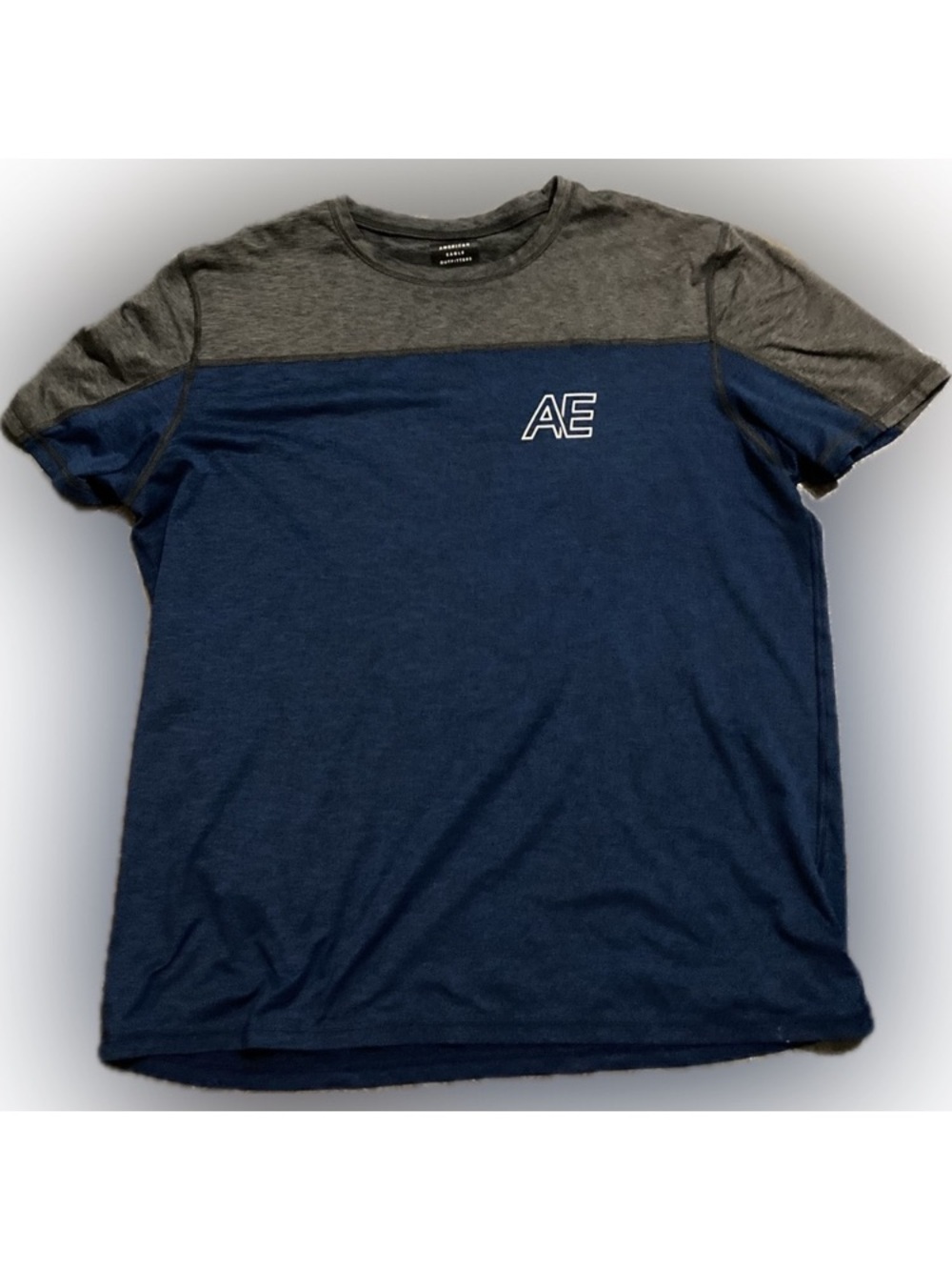 American Eagle Outfitters Men’s Two-Tone Navy & Gray Athletic T‑Shirt Size XL